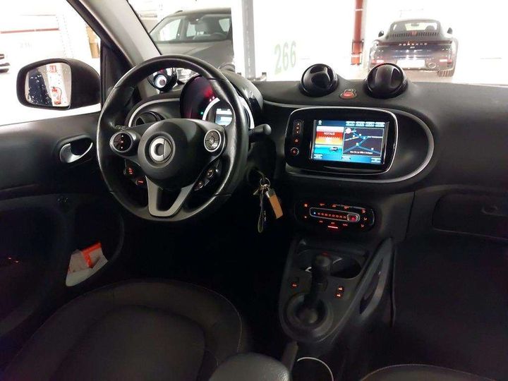 Photo 3 VIN: WME4534911K223919 - SMART FORTWO CABRIOLET 