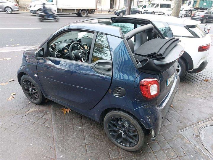 Photo 29 VIN: WME4534911K354142 - SMART FORTWO CABRIOLET 