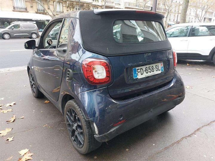 Photo 3 VIN: WME4534911K354142 - SMART FORTWO CABRIOLET 