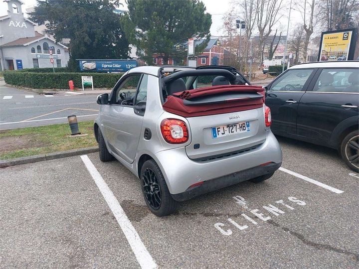 Photo 16 VIN: WME4534911K394213 - SMART FORTWO CABRIOLET 