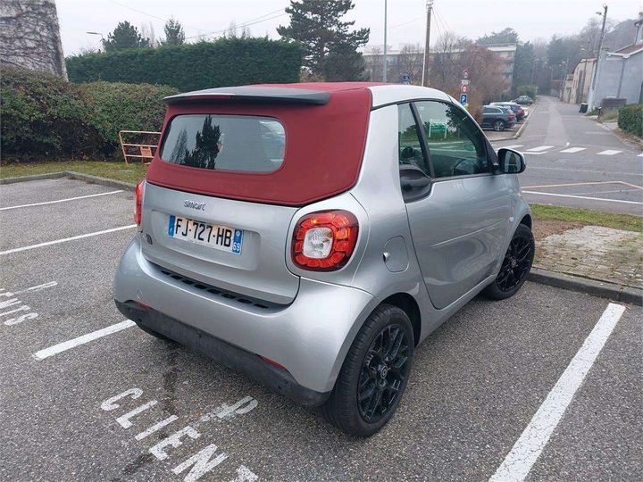 Photo 3 VIN: WME4534911K394213 - SMART FORTWO CABRIOLET 