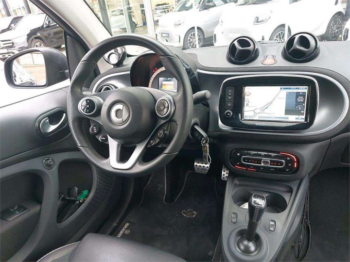 Photo 4 VIN: WME4534911K413176 - SMART FORTWO CABRIOLET 