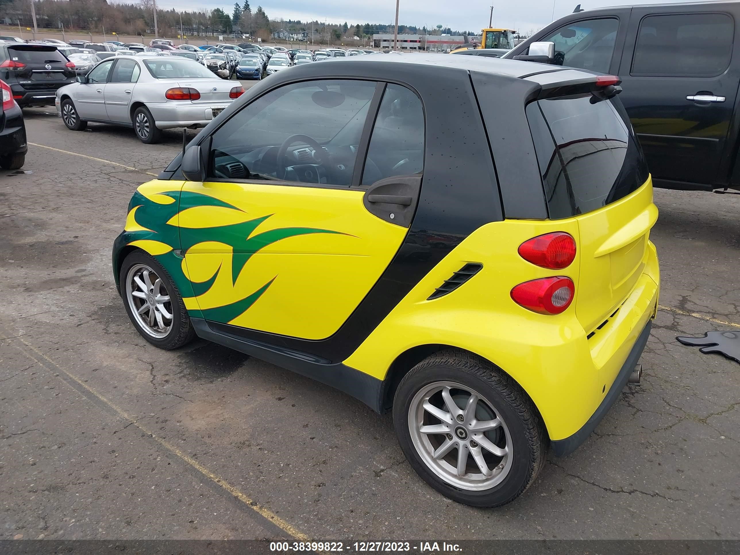 Photo 2 VIN: WMEEJ31X08K103694 - SMART FORTWO 