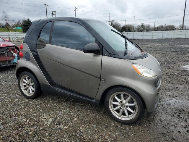 Photo 3 VIN: WMEEJ31X09K256836 - SMART FORTWO 