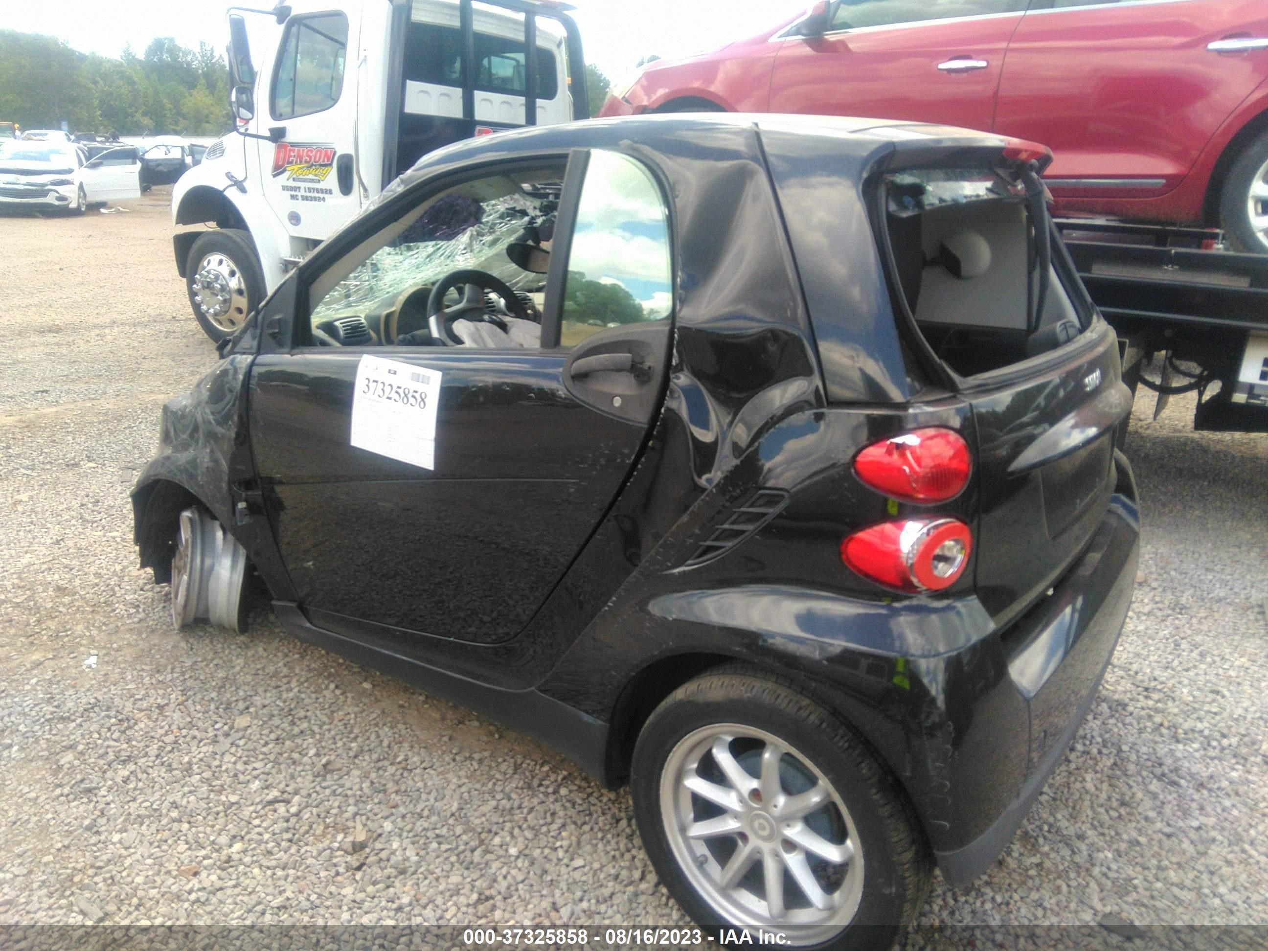 Photo 2 VIN: WMEEJ31X09K302620 - SMART FORTWO 