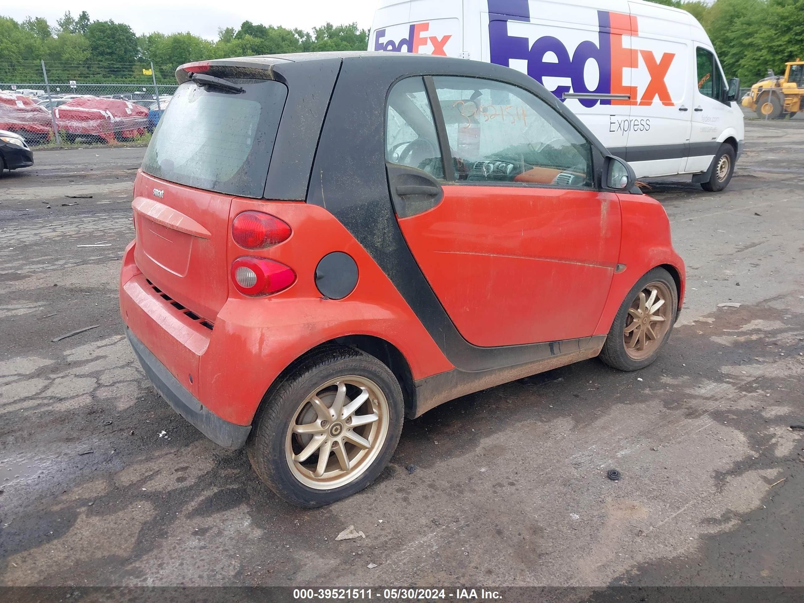 Photo 3 VIN: WMEEJ31X18K144870 - SMART FORTWO 