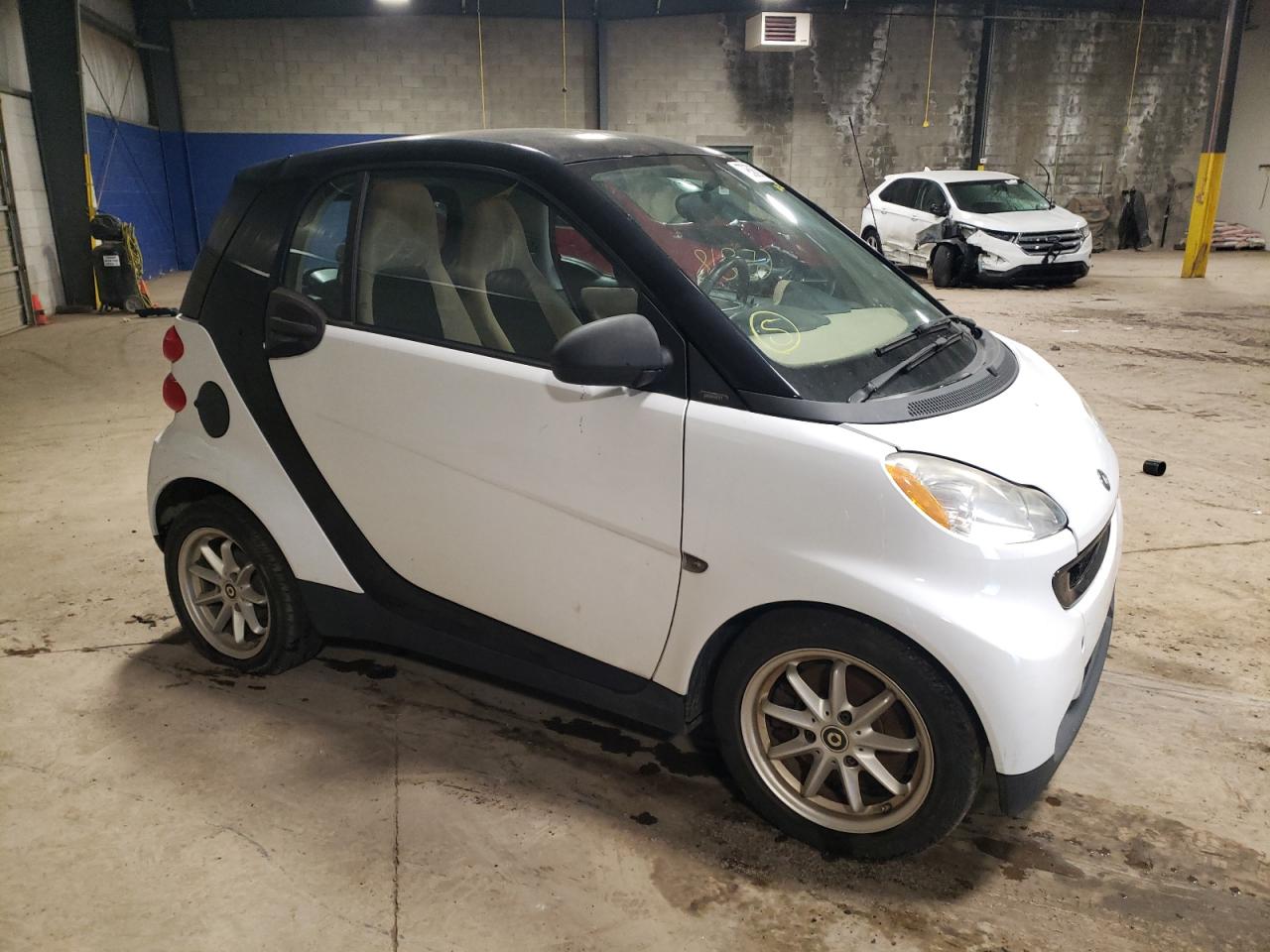 Photo 3 VIN: WMEEJ31X18K146795 - SMART FORTWO 