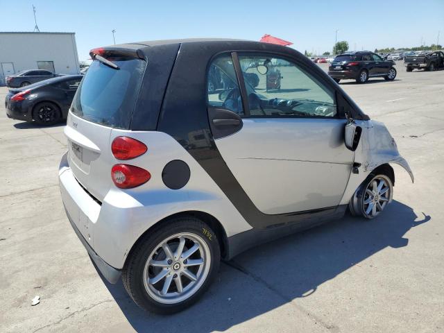 Photo 2 VIN: WMEEJ31X18K179442 - SMART FORTWO 