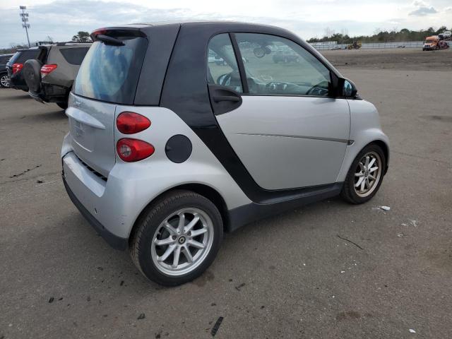 Photo 2 VIN: WMEEJ31X19K217219 - SMART FORTWO 