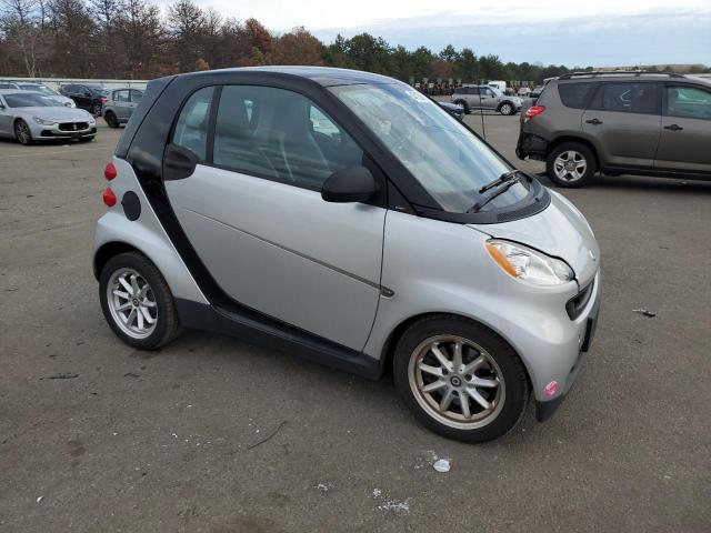 Photo 3 VIN: WMEEJ31X19K217219 - SMART FORTWO 