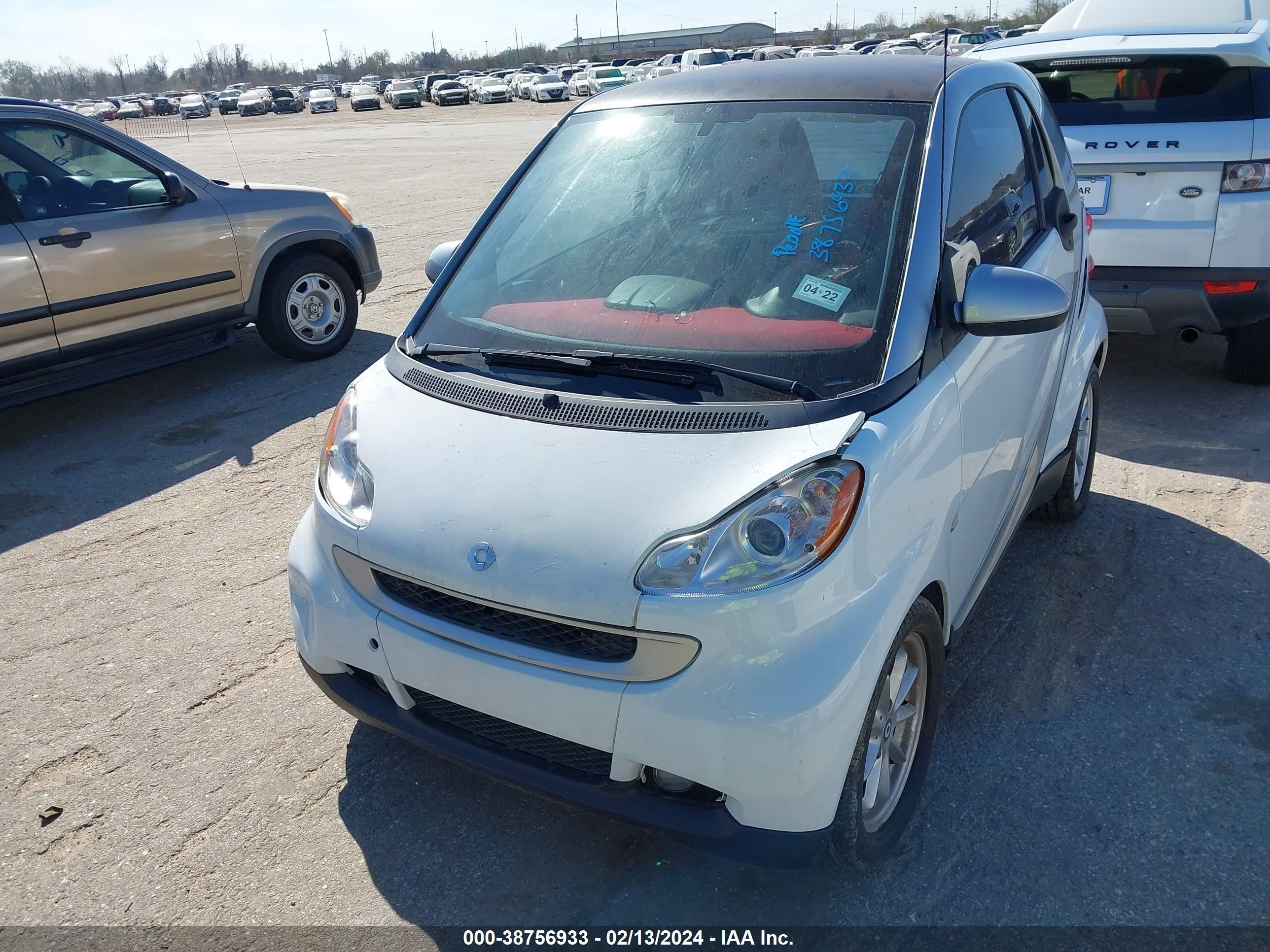 Photo 5 VIN: WMEEJ31X19K254920 - SMART FORTWO 