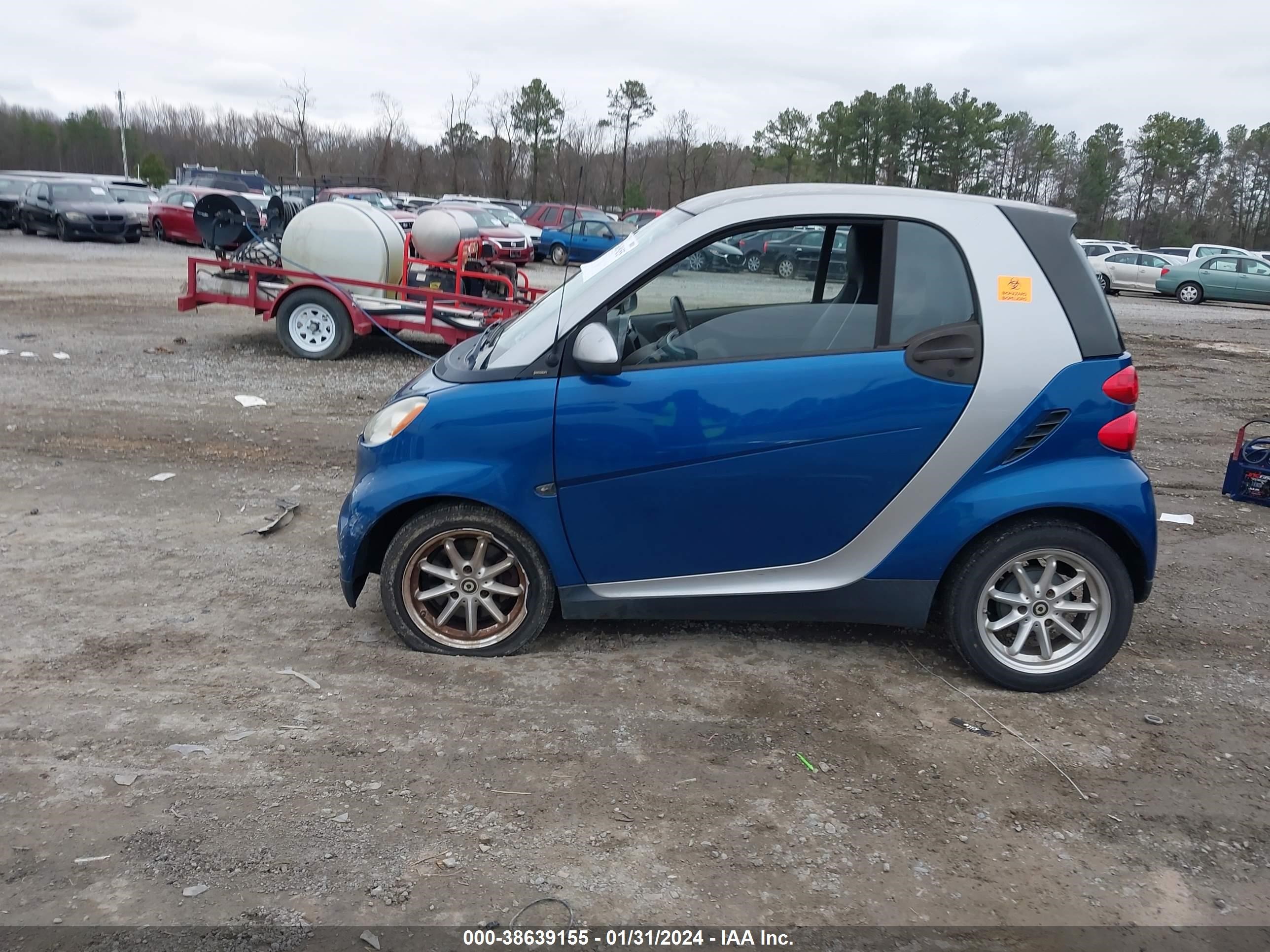 Photo 13 VIN: WMEEJ31X19K309267 - SMART FORTWO 