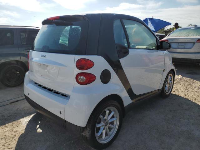 Photo 2 VIN: WMEEJ31X29K293208 - SMART FORTWO PUR 