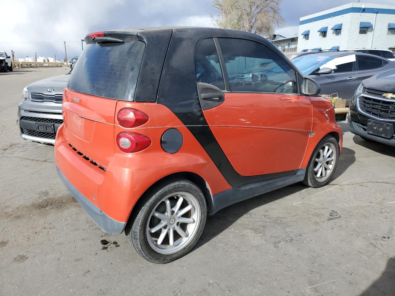 Photo 2 VIN: WMEEJ31X48K101110 - SMART FORTWO 