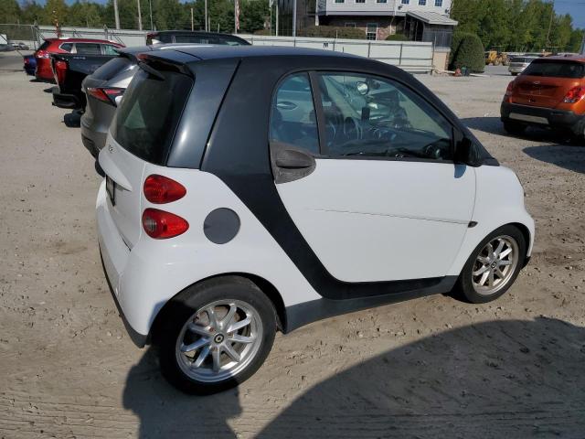 Photo 2 VIN: WMEEJ31X48K195599 - SMART FORTWO PAS 