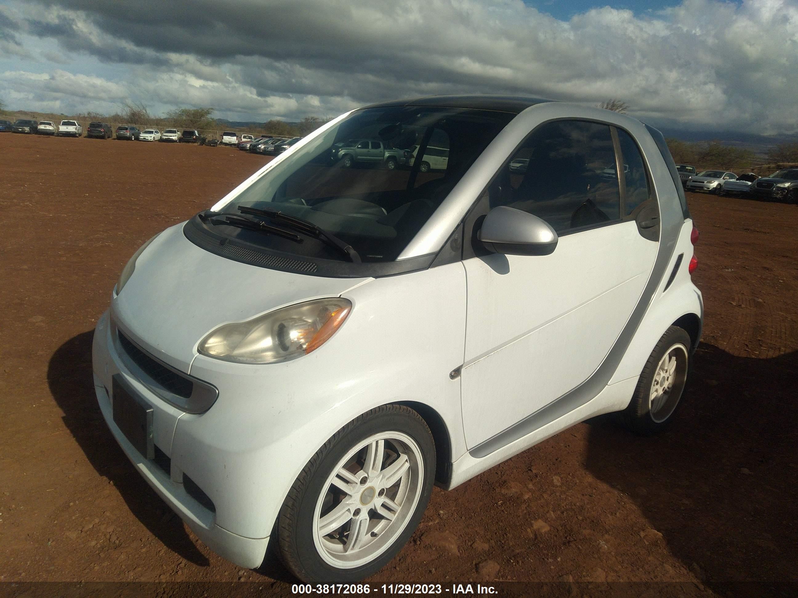 Photo 1 VIN: WMEEJ31X48K207797 - SMART FORTWO 