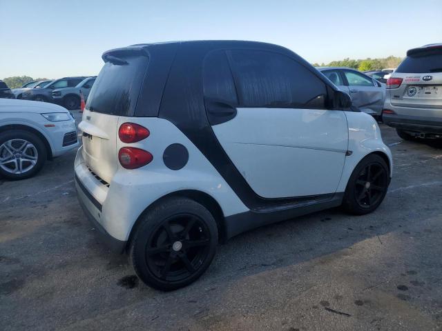 Photo 2 VIN: WMEEJ31X49K306265 - SMART FORTWO 