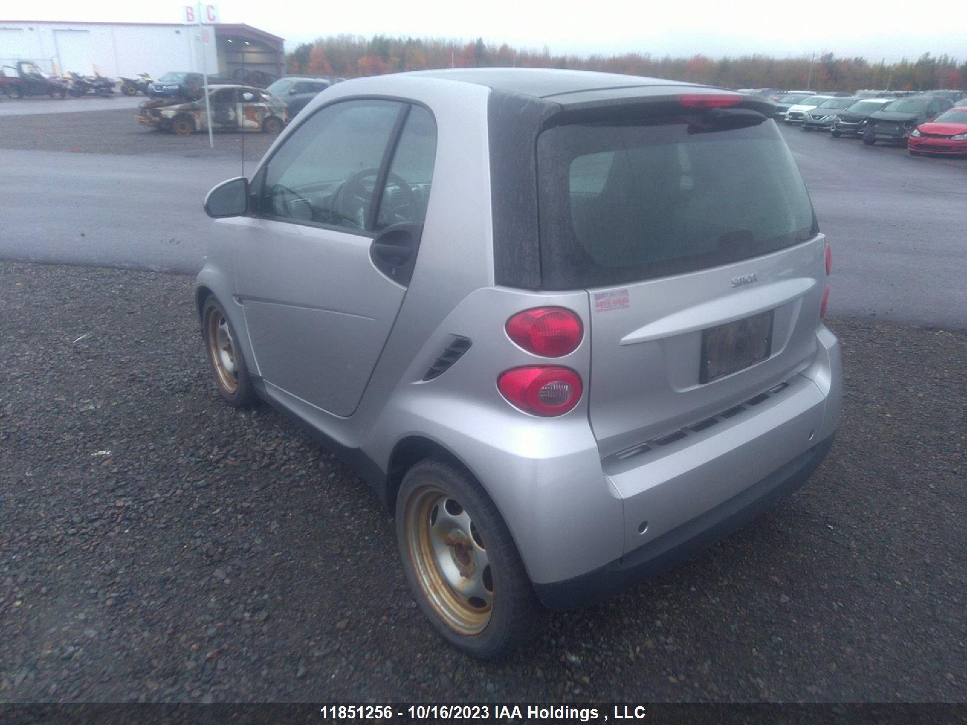 Photo 2 VIN: WMEEJ31X58K180870 - SMART FORTWO 