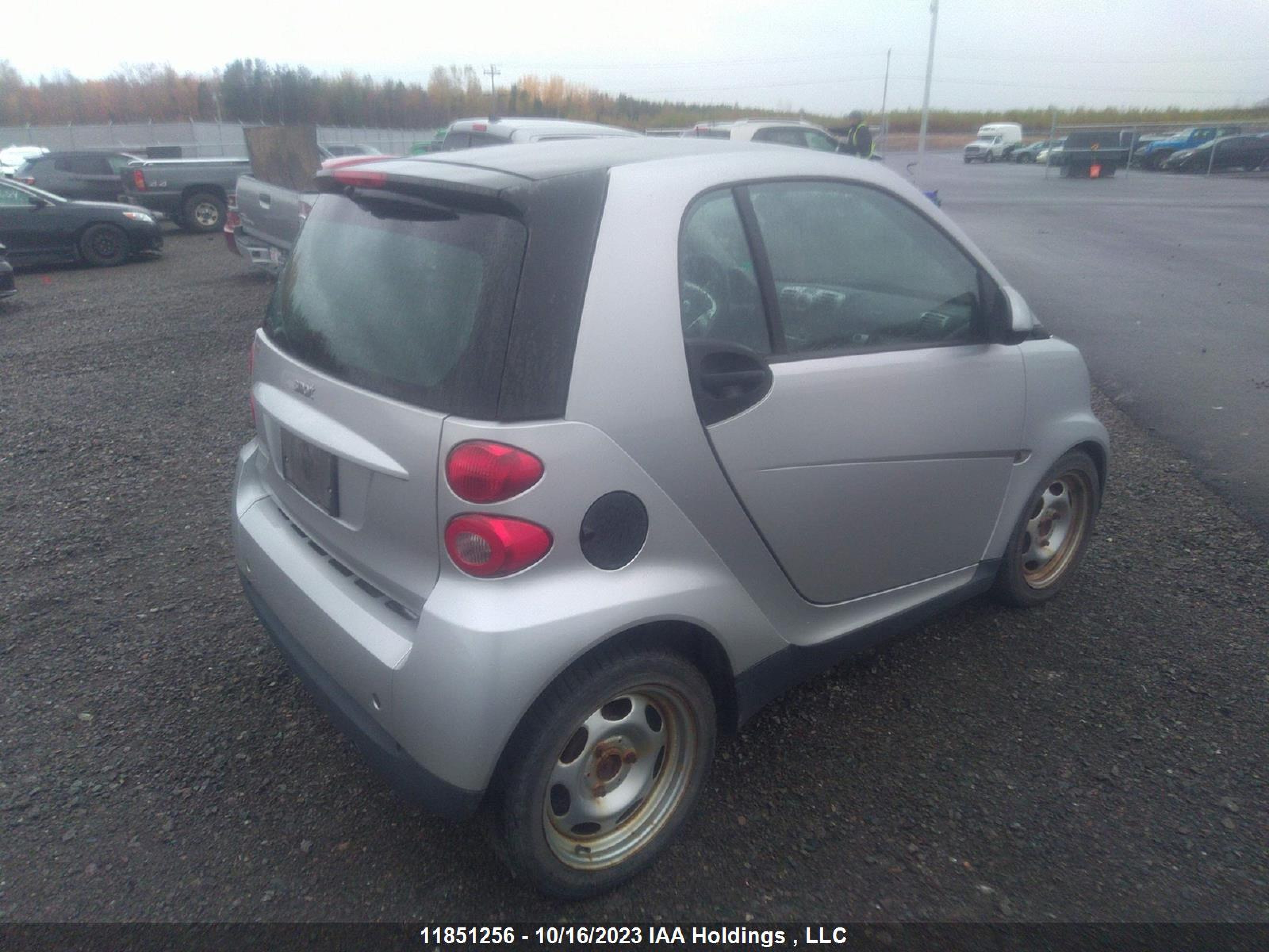 Photo 3 VIN: WMEEJ31X58K180870 - SMART FORTWO 