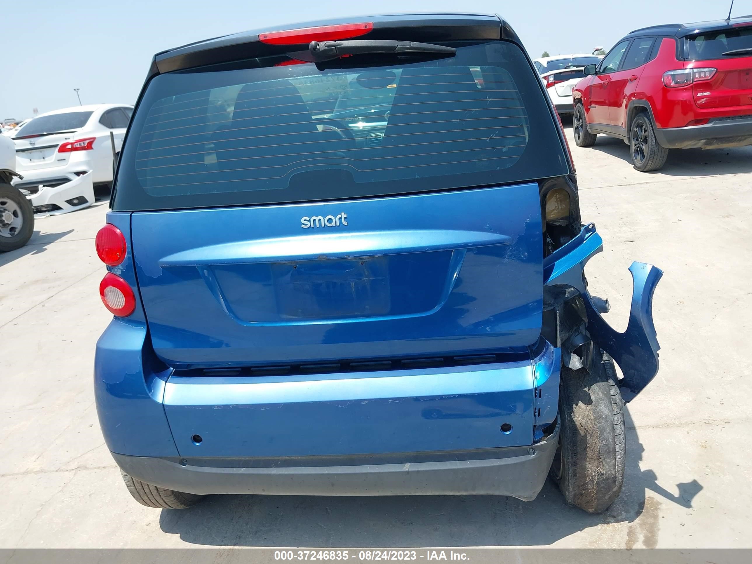 Photo 15 VIN: WMEEJ31X59K220463 - SMART FORTWO 