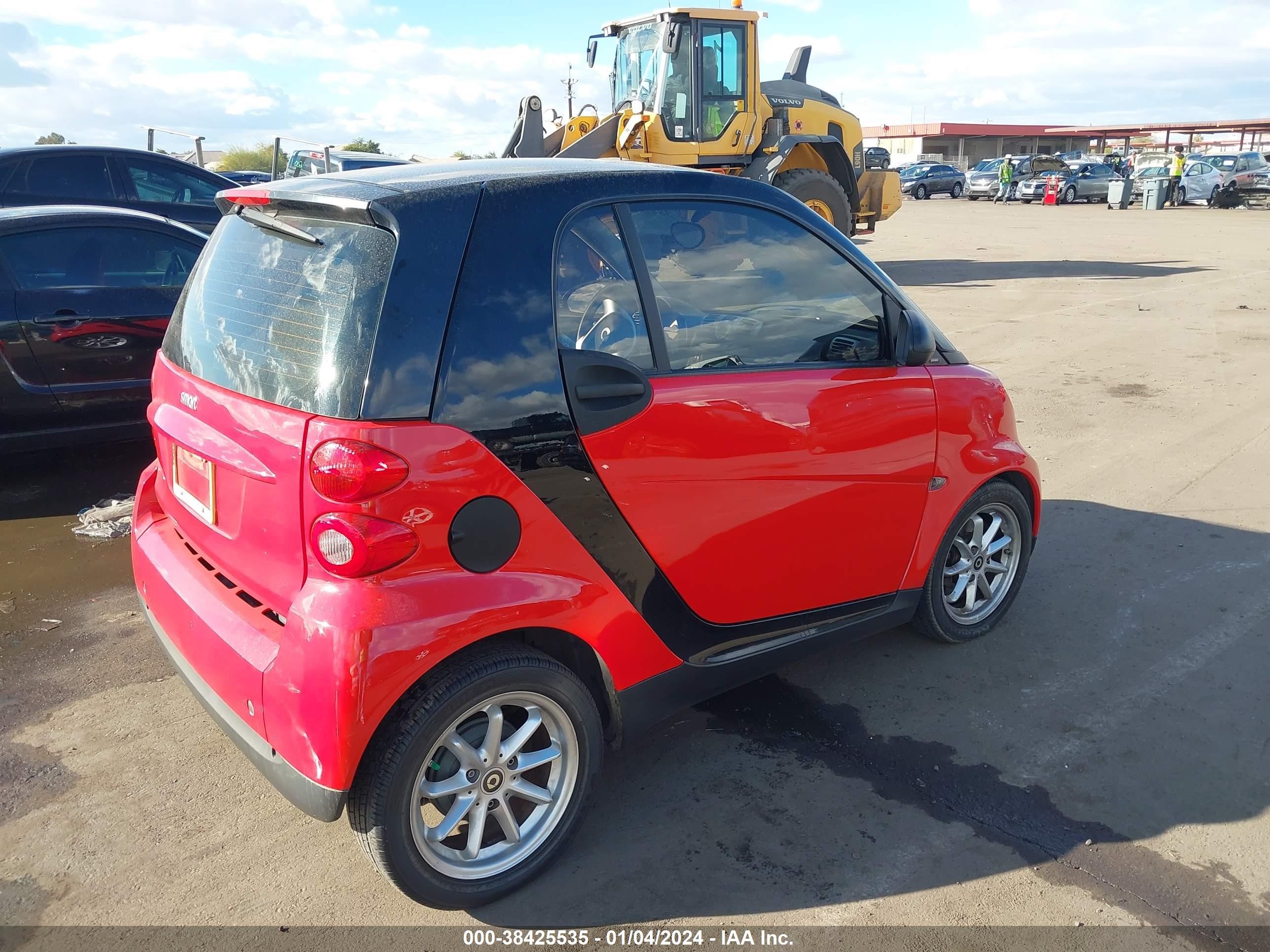 Photo 3 VIN: WMEEJ31X79K316546 - SMART FORTWO 