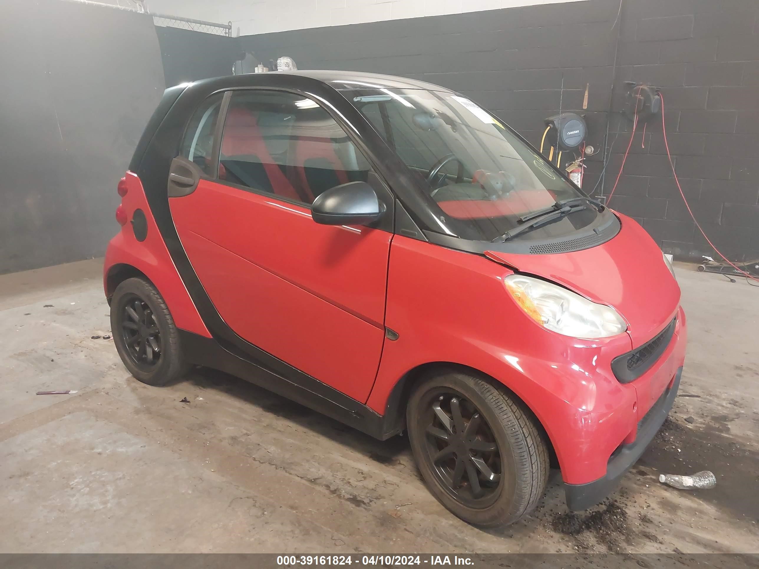 Photo 0 VIN: WMEEJ31X89K236110 - SMART FORTWO 