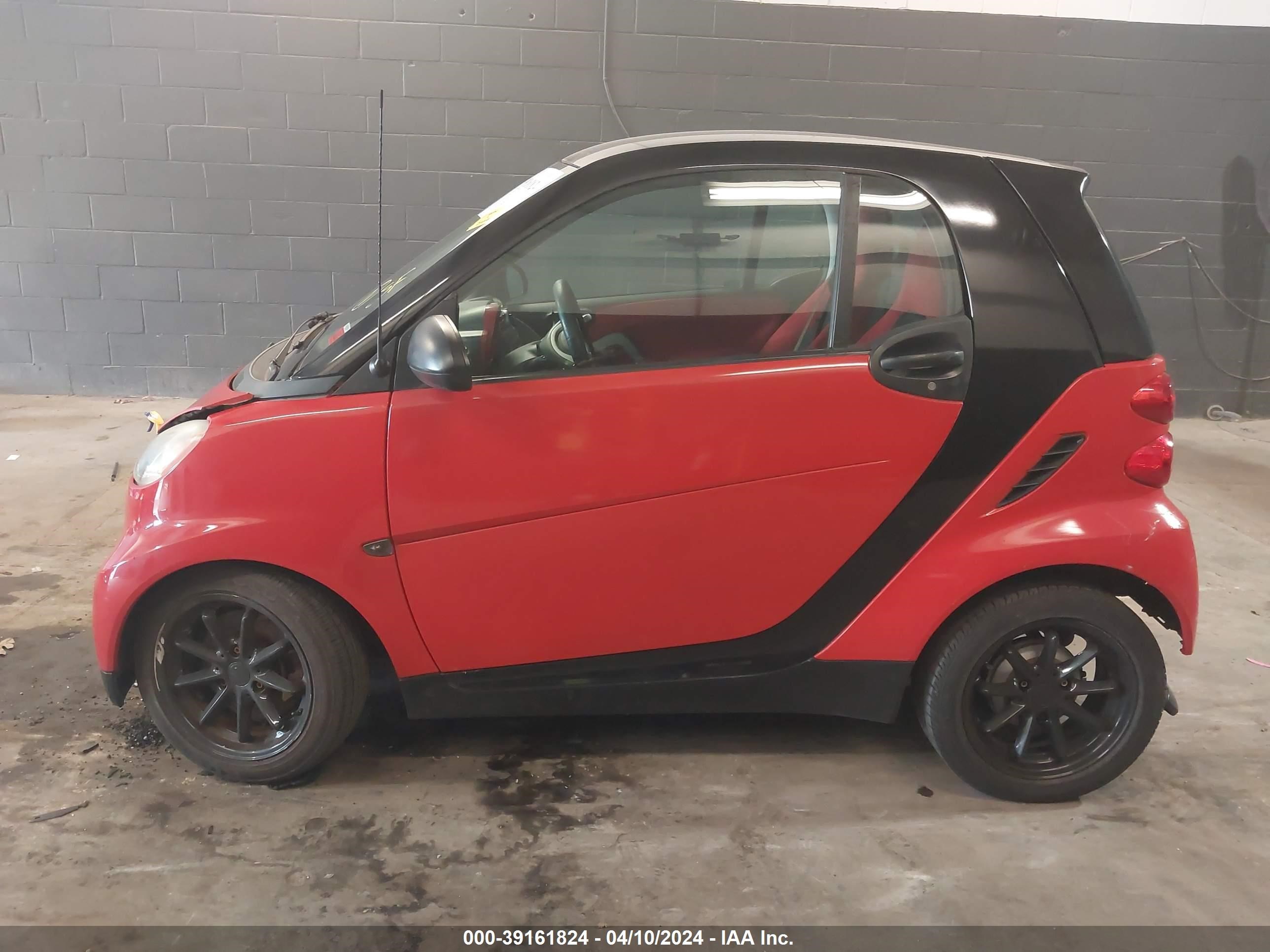 Photo 13 VIN: WMEEJ31X89K236110 - SMART FORTWO 