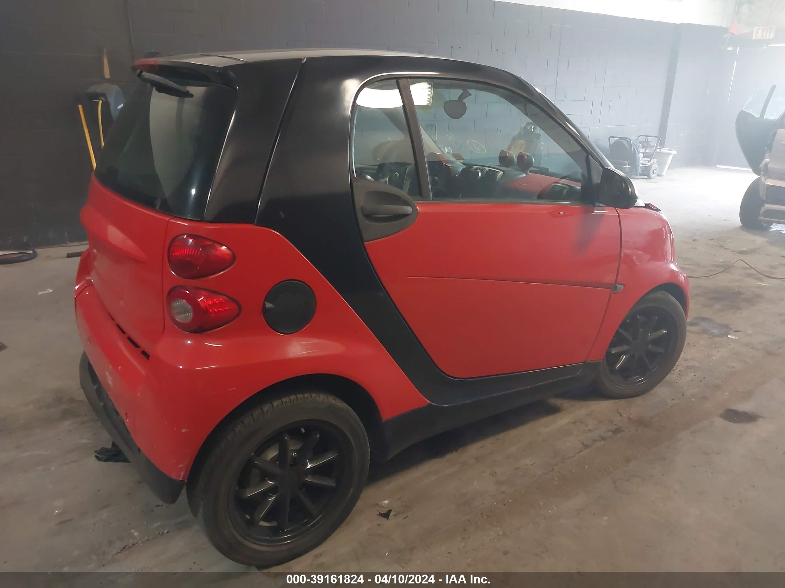 Photo 3 VIN: WMEEJ31X89K236110 - SMART FORTWO 