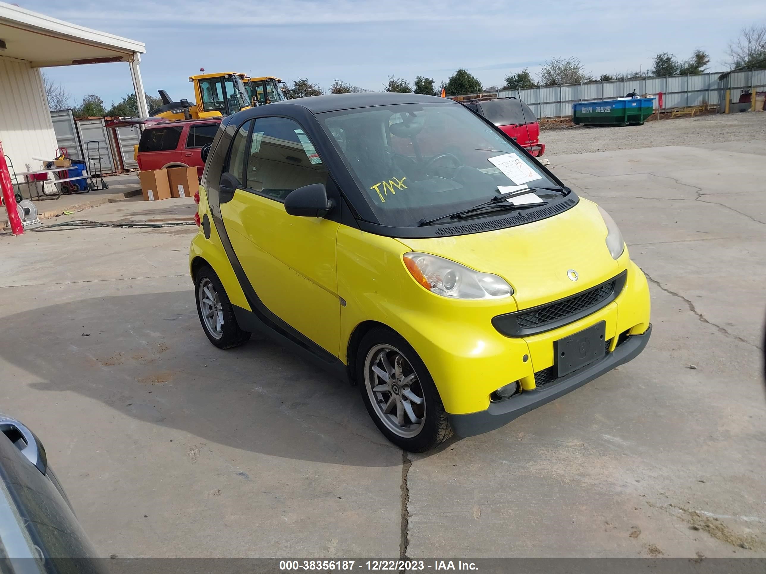 Photo 0 VIN: WMEEJ31X98K128125 - SMART FORTWO 