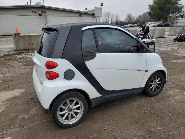 Photo 2 VIN: WMEEJ31X99K327421 - SMART FORTWO 