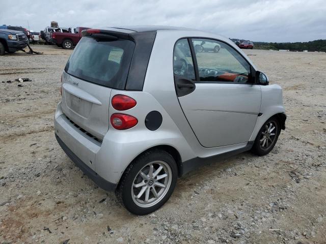 Photo 2 VIN: WMEEJ31XX8K091991 - SMART FORTWO PUR 