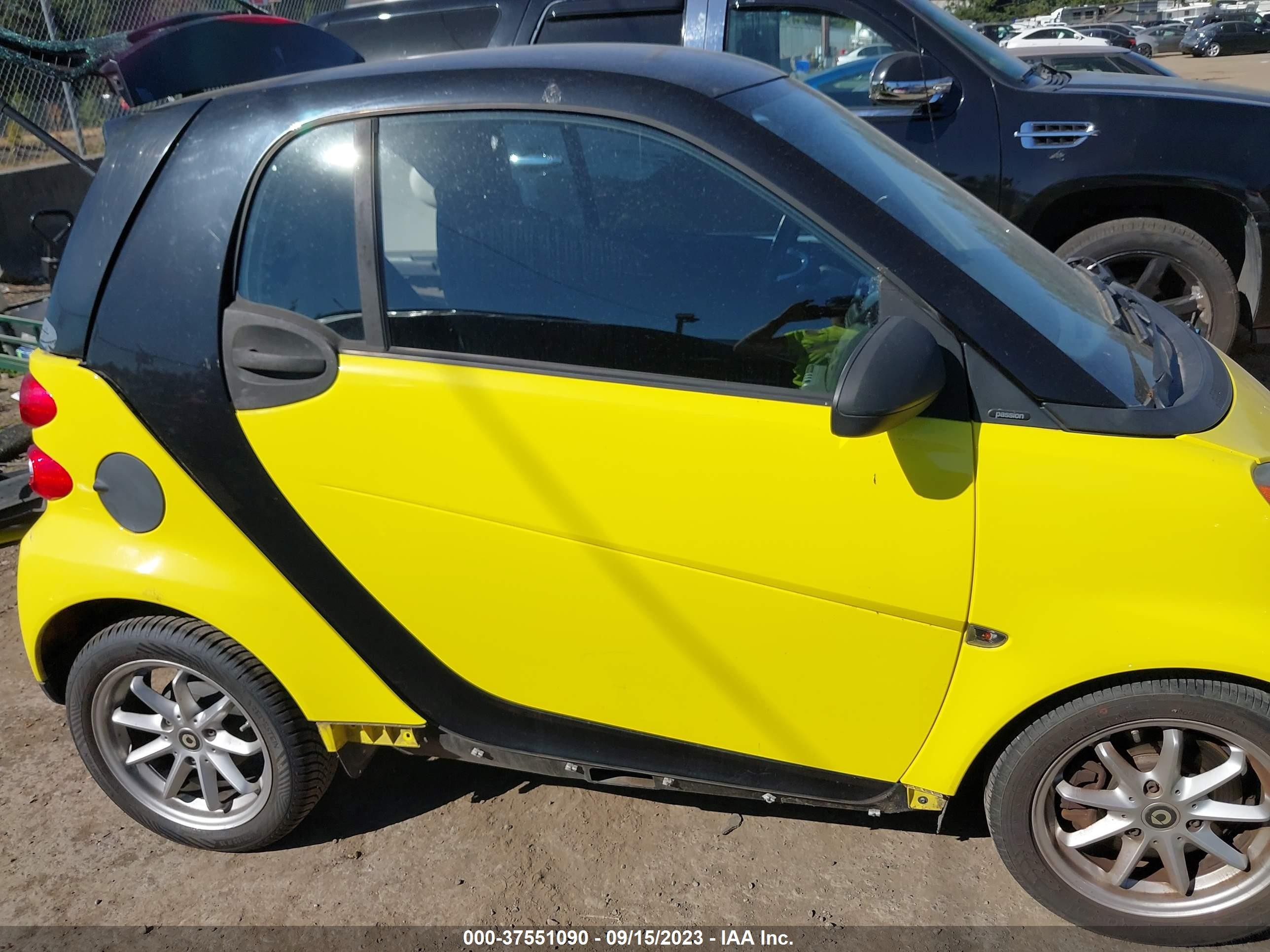 Photo 13 VIN: WMEEJ31XX8K130384 - SMART FORTWO 