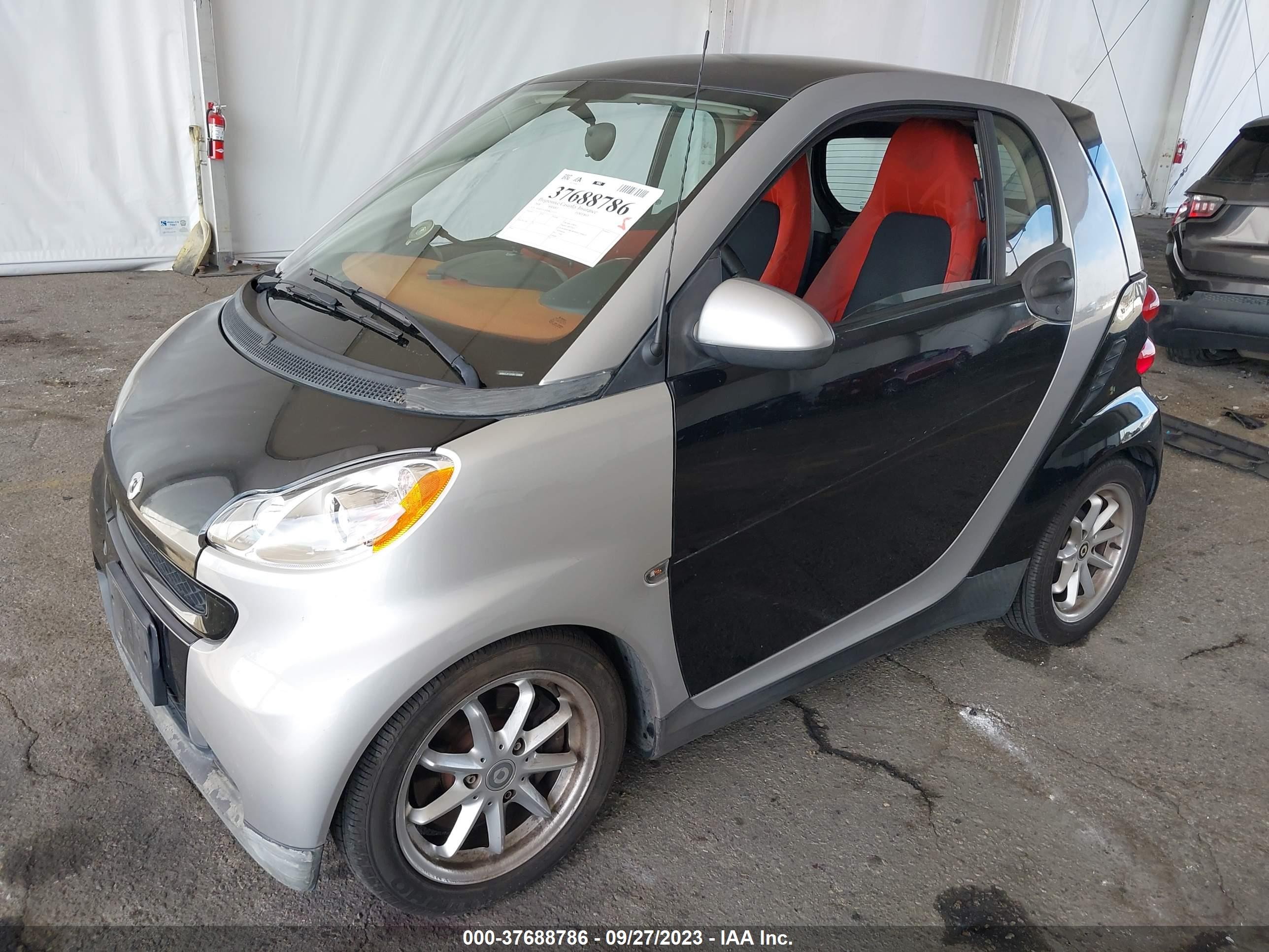 Photo 1 VIN: WMEEJ31XX8K133320 - SMART FORTWO 