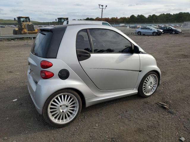 Photo 2 VIN: WMEEJ31XX9K266435 - SMART FORTWO PUR 