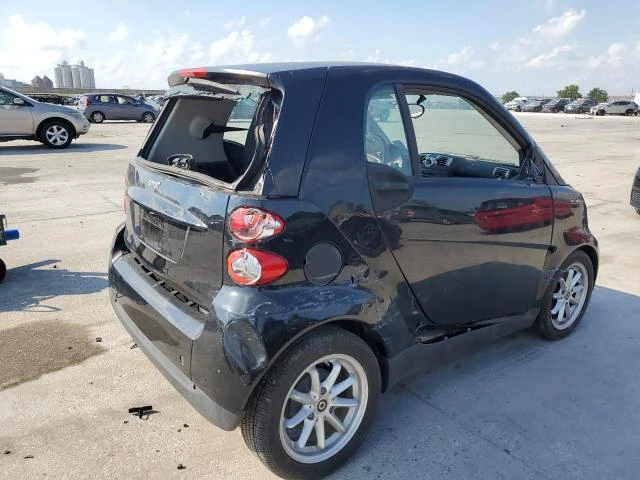 Photo 2 VIN: WMEEJ3BA0AK406569 - SMART FORTWO PUR 