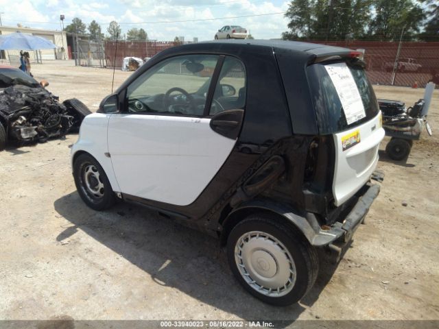 Photo 2 VIN: WMEEJ3BA0DK685946 - SMART FORTWO 