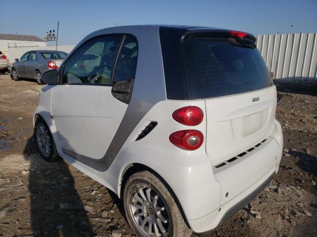 Photo 2 VIN: WMEEJ3BA0DK701692 - SMART FORTWO PUR 