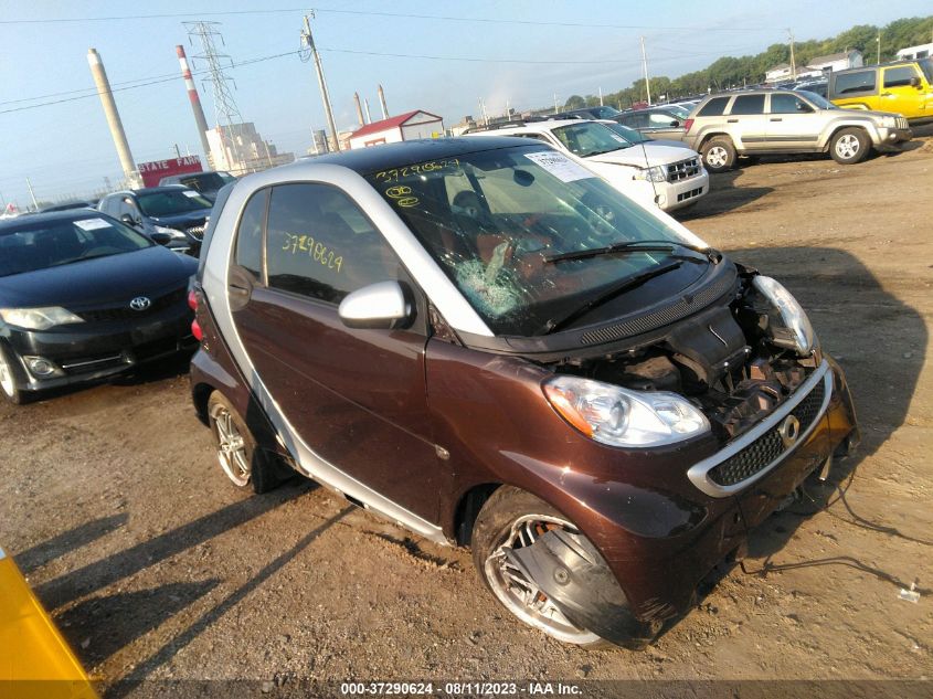 Photo 0 VIN: WMEEJ3BA0DK717889 - SMART FORTWO 