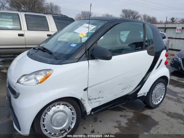 Photo 5 VIN: WMEEJ3BA0EK742888 - SMART FORTWO 