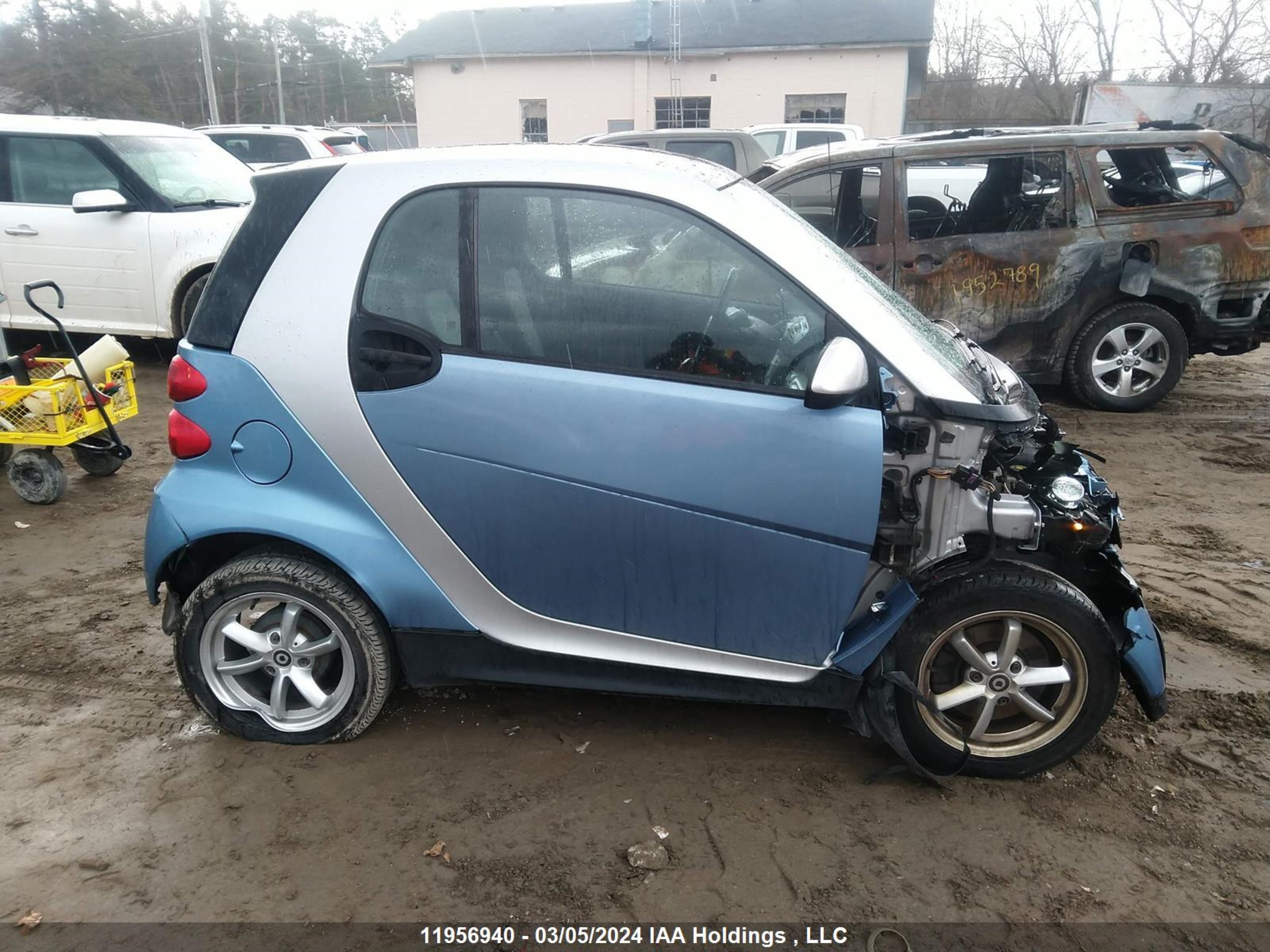 Photo 13 VIN: WMEEJ3BA0EK765474 - SMART FORTWO 