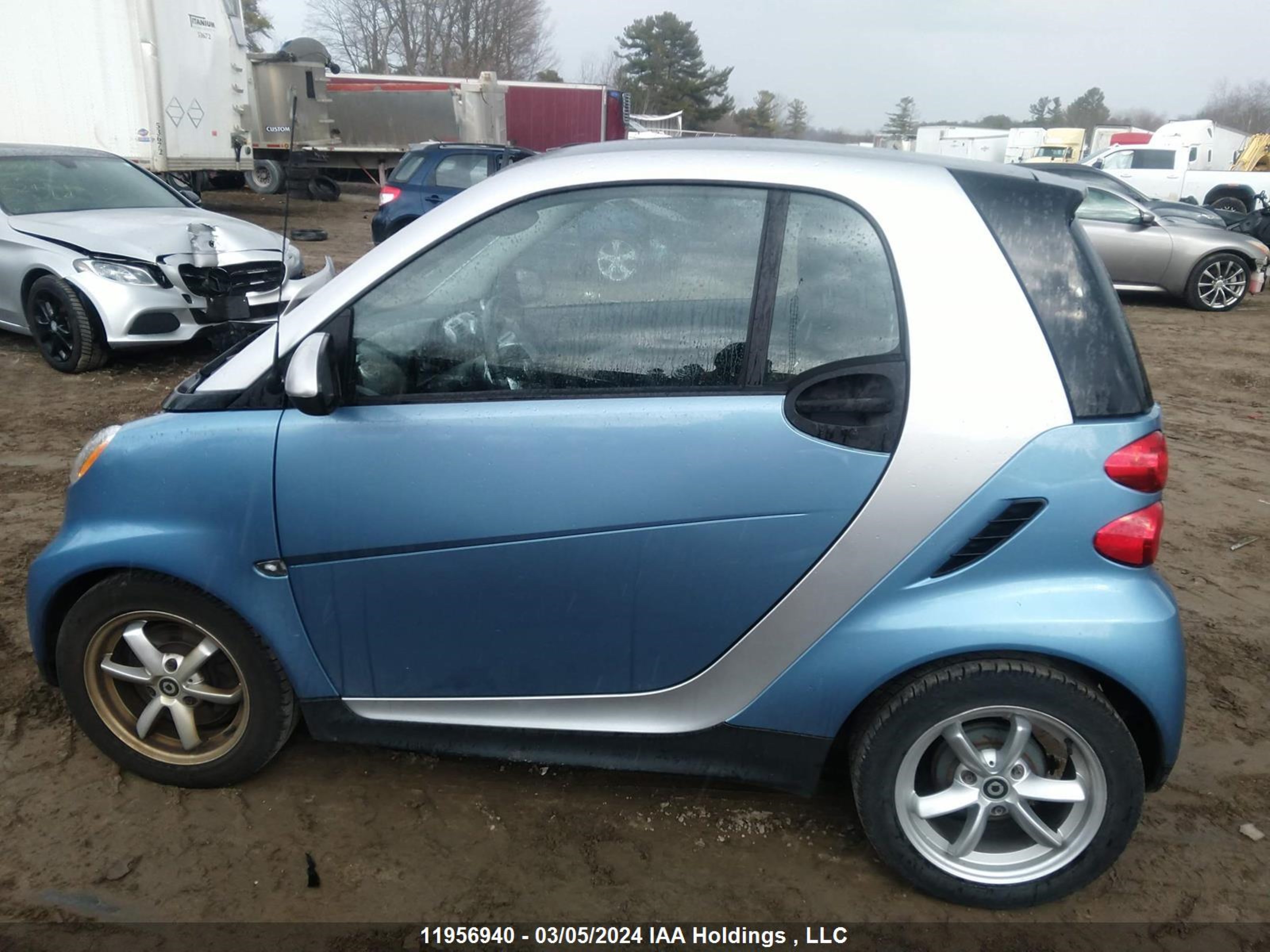 Photo 14 VIN: WMEEJ3BA0EK765474 - SMART FORTWO 