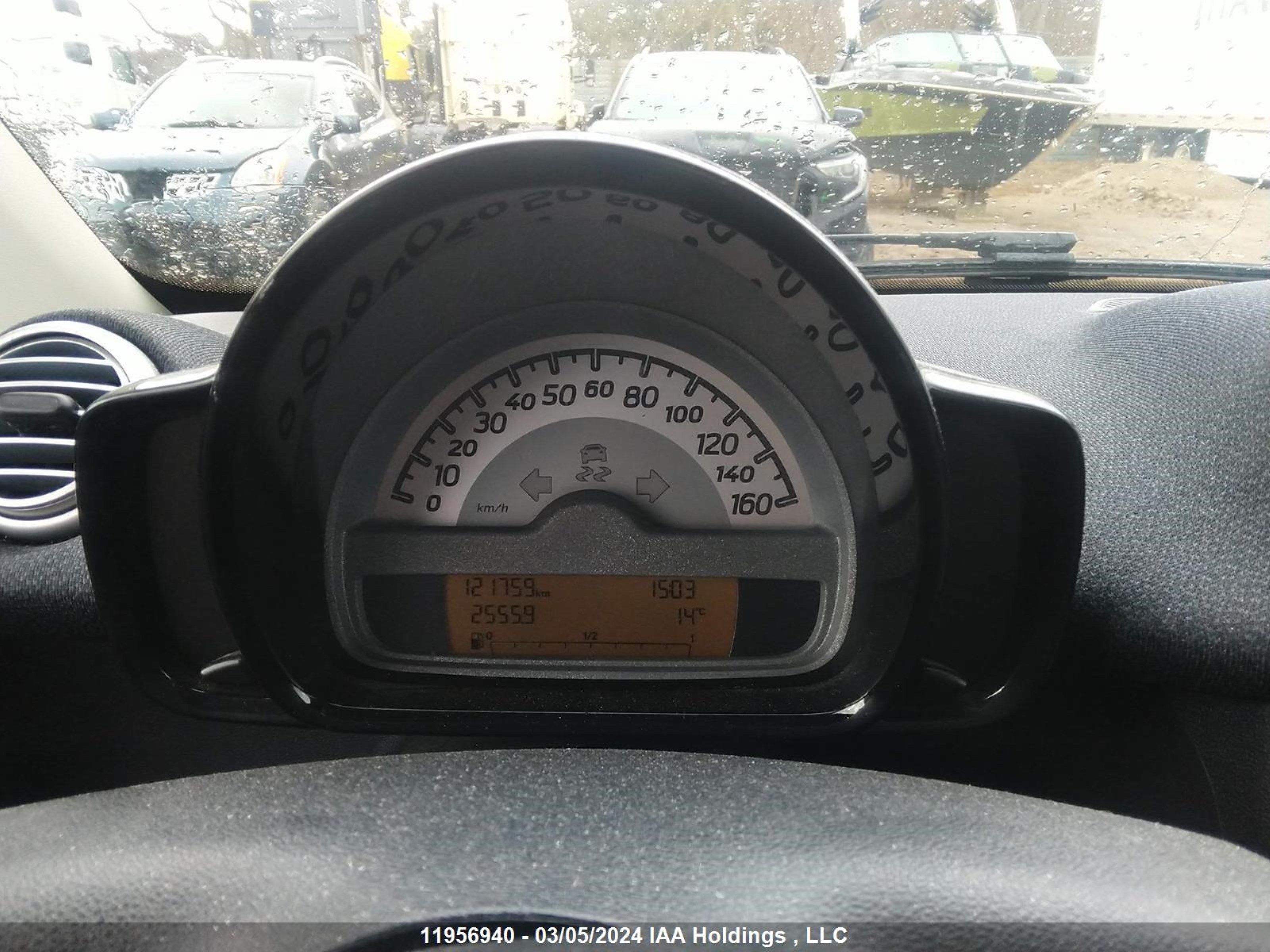 Photo 6 VIN: WMEEJ3BA0EK765474 - SMART FORTWO 