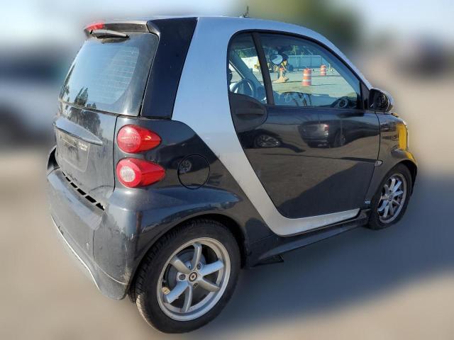 Photo 2 VIN: WMEEJ3BA0FK803352 - SMART FORTWO 