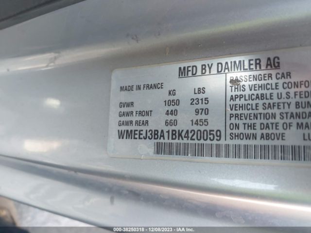 Photo 8 VIN: WMEEJ3BA1BK420059 - SMART FORTWO 