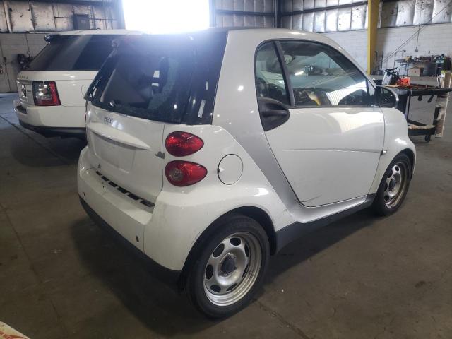 Photo 3 VIN: WMEEJ3BA1CK569086 - SMART FORTWO-3C 