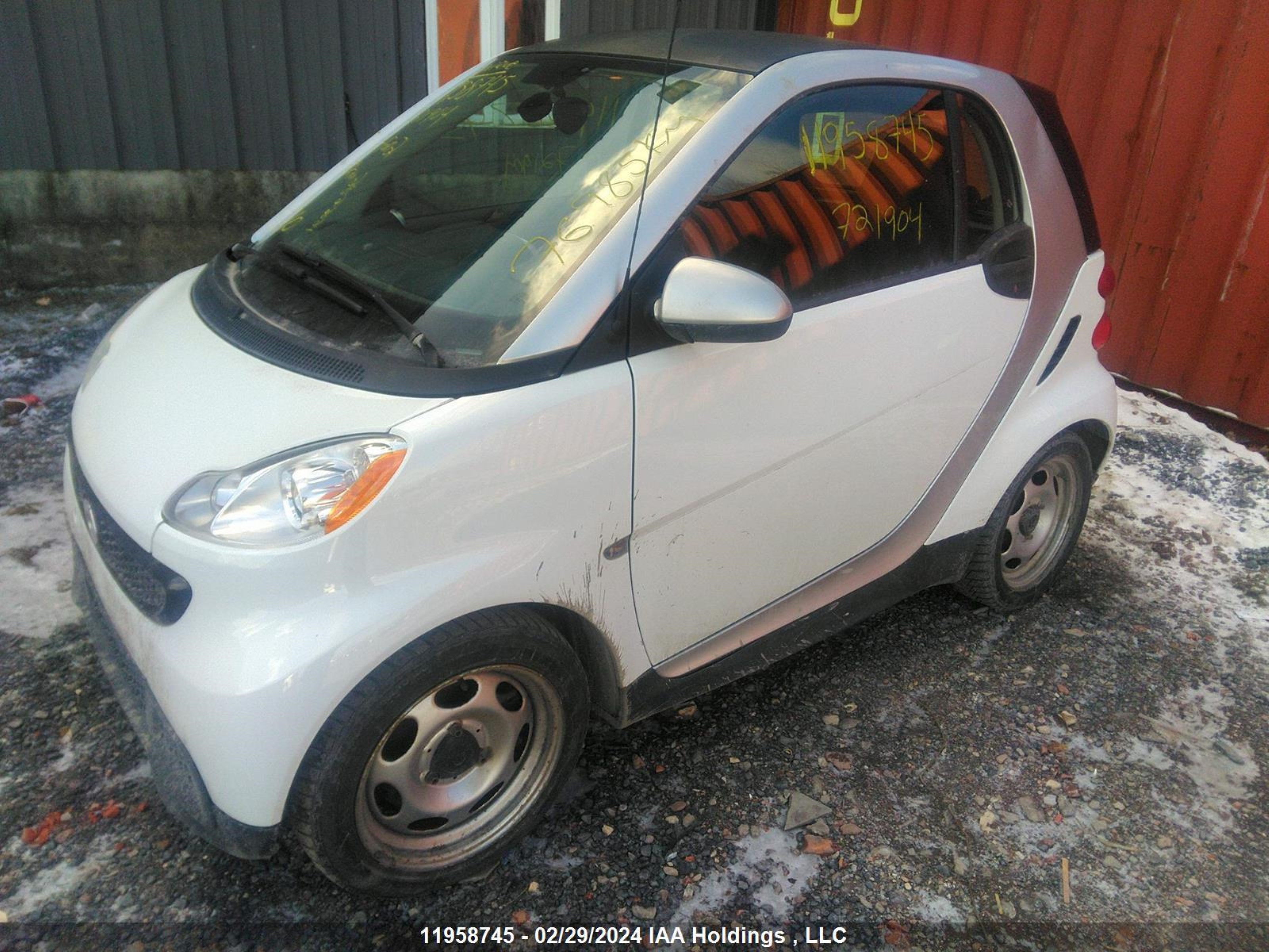 Photo 1 VIN: WMEEJ3BA1DK721904 - SMART FORTWO 