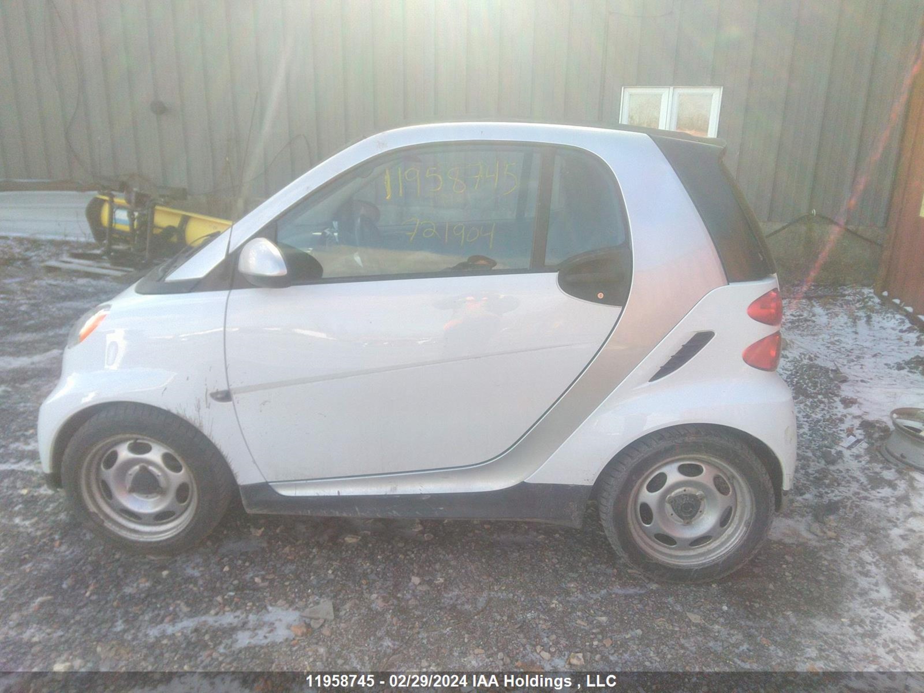 Photo 13 VIN: WMEEJ3BA1DK721904 - SMART FORTWO 