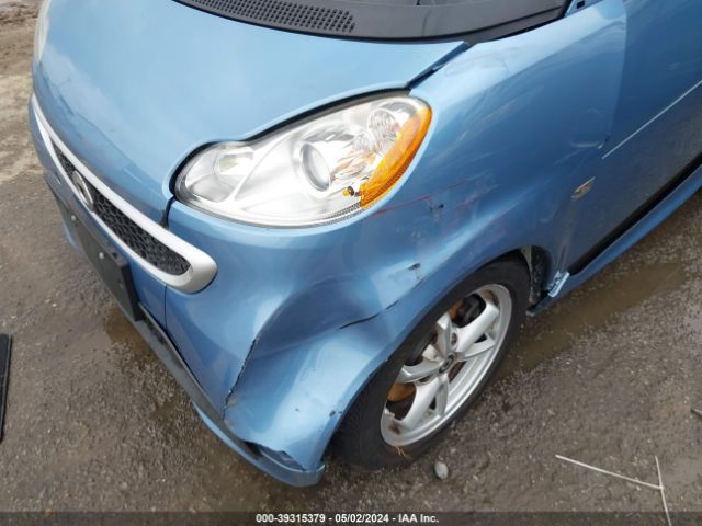 Photo 5 VIN: WMEEJ3BA1EK779626 - SMART FORTWO 