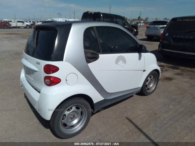 Photo 3 VIN: WMEEJ3BA1FK795178 - SMART FORTWO 