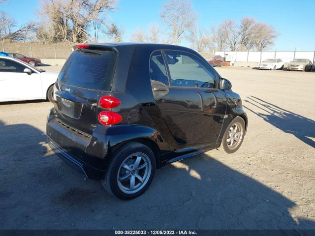 Photo 3 VIN: WMEEJ3BA1FK809516 - SMART FORTWO 